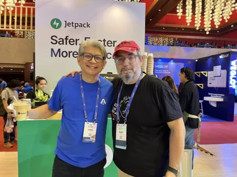 Julian Song with Angel (elementor) @ WordCamp Asia